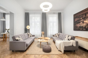 Two bedroom apartment near park in Vinohrady by Prague Days